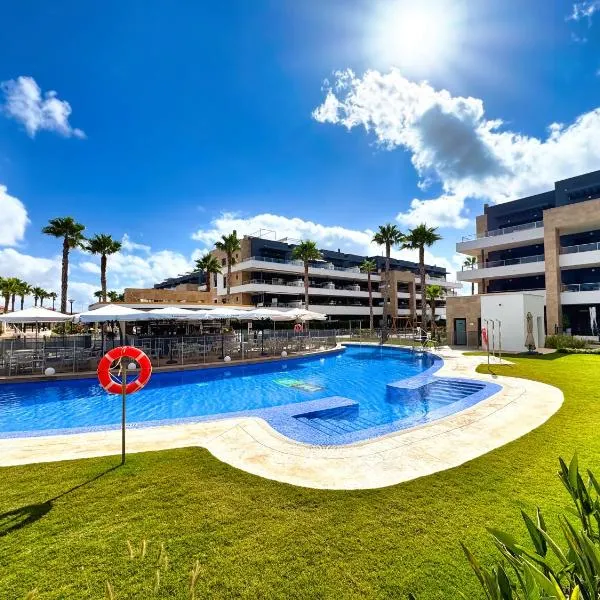 Luxury Ground Floor Apartment in Flamenca Village, hotel in Orihuela Costa