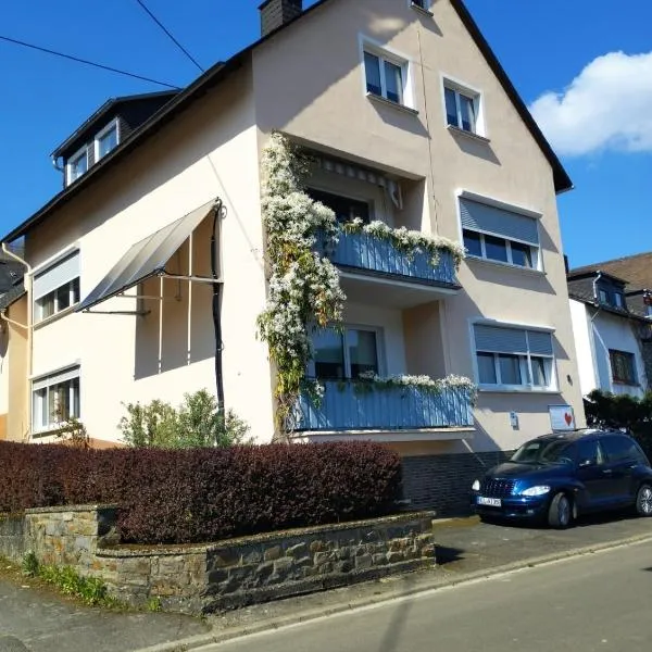 Ferienwohnung Moselherz, hotel em Reil