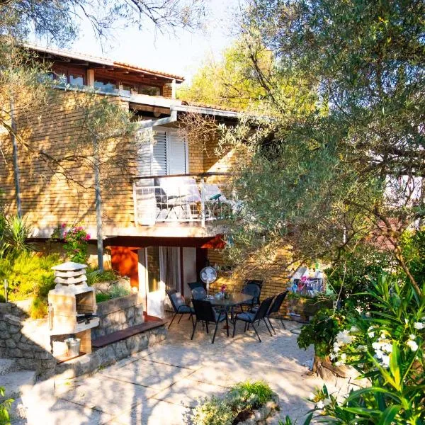 Hidden Gem of Krasici, hotel in Radovići