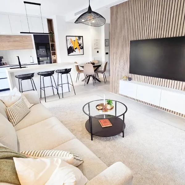 Casa Soluna -Santa Rosalia Lake and Life Resort, hotel em Torre-Pacheco