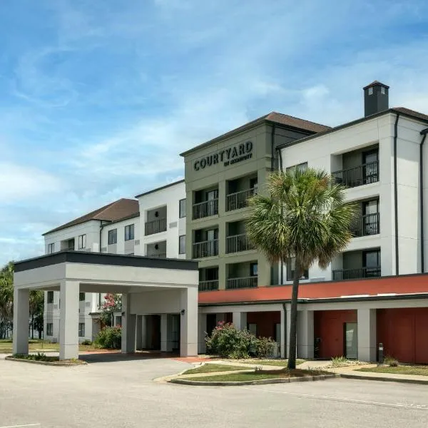Courtyard by Marriott North Charleston Airport Coliseum, hotel v destinaci Charleston
