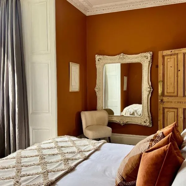 The Georgian Manor Apartment - Central Frome, hotel en Frome