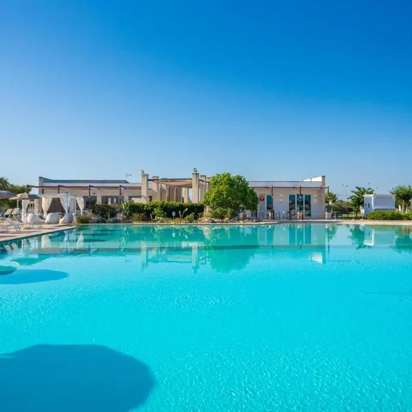 Relais Masseria Le Cesine - CDSHotels, hotel v destinaci Vernole