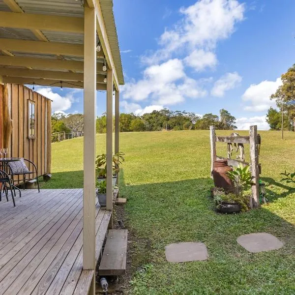 Country Cottage Sunshine Coast, Hotel in Montville