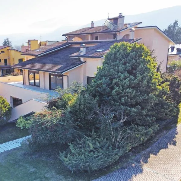 Villa Bellavista Luxury Suites, hotel di LʼAquila