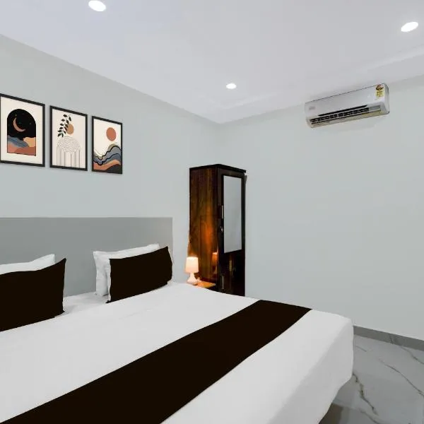 Super Townhouse Oak Bachupally Medical College Formerly SV Hotels, hotel v destinaci Lingampalli