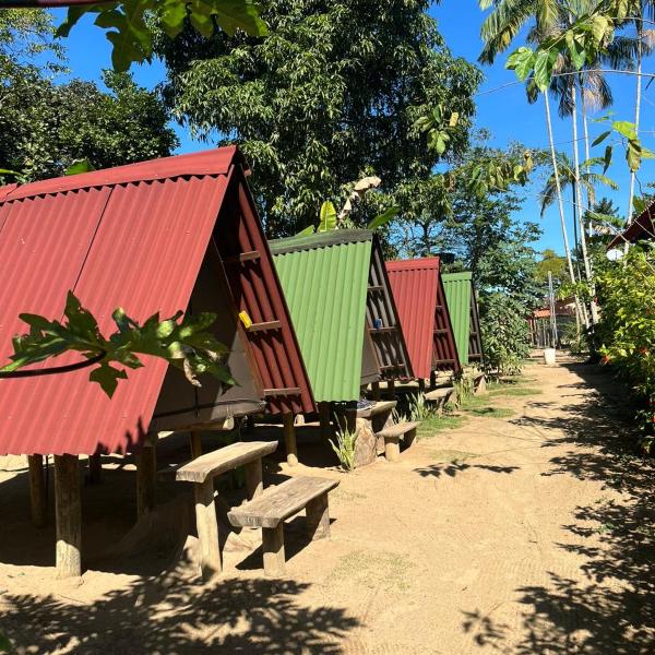 Cabana 2 Camping Dona Aurora Praia do Sono