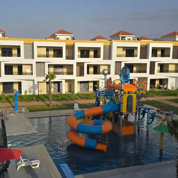 Luxury Pool View Appartement, hotel in Saïdia