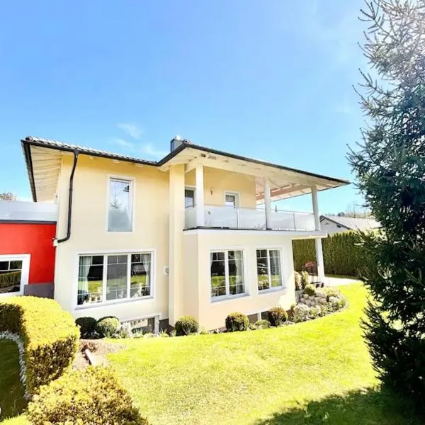 Flower House, hotel v destinaci Mölbling