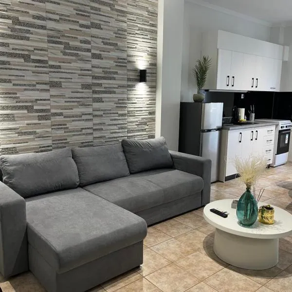 Elonia Apartment, hotel in Poligiros
