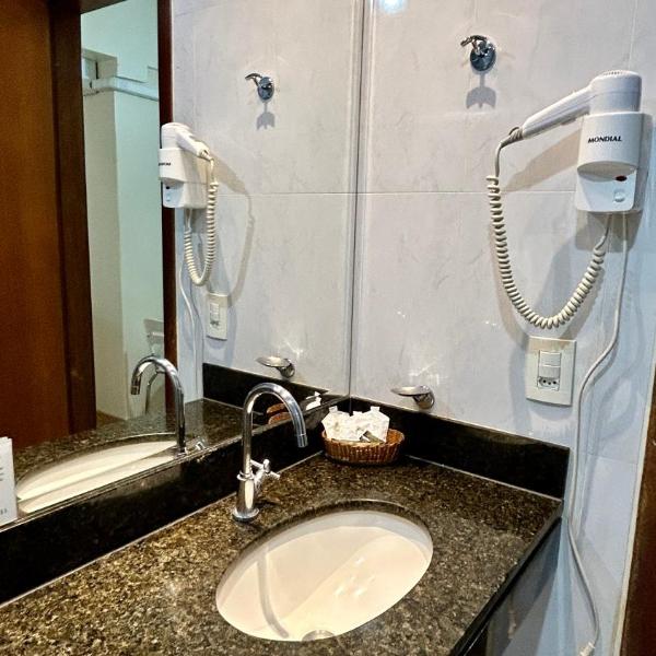 Líber Hotel Nova Serrana - Conforto na Rota da BR-262 - Foto 3