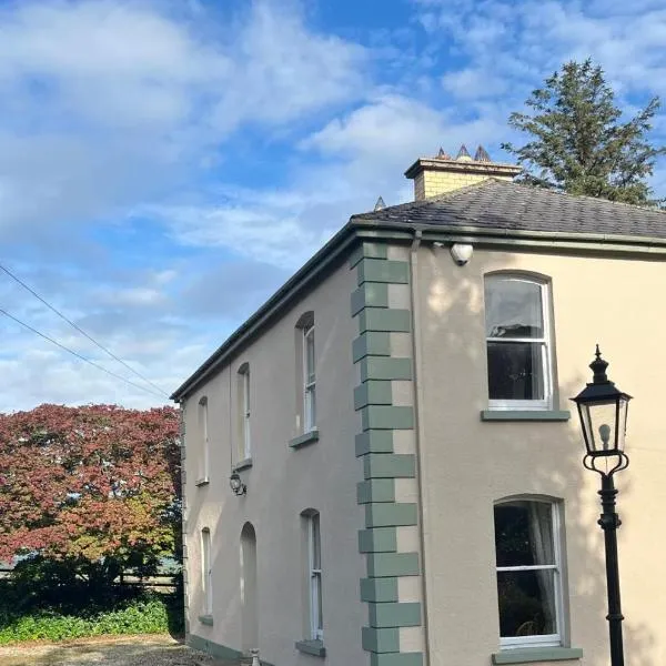Dernacally House and Spa, hotel in Carrigans