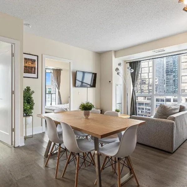 3-Bedroom Apartment in the Heart of Downtown Toronto Walk to Shops and Attractions, hotel a Toronto