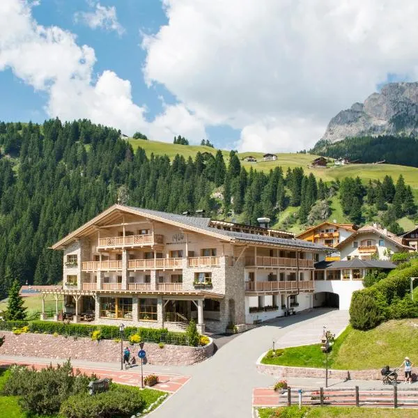 Hotel Portillo Dolomites 1966', hotel Selva di Val Gardenában