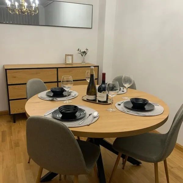 Casa Los Tios: Aldeanueva de Ebro'da bir otel