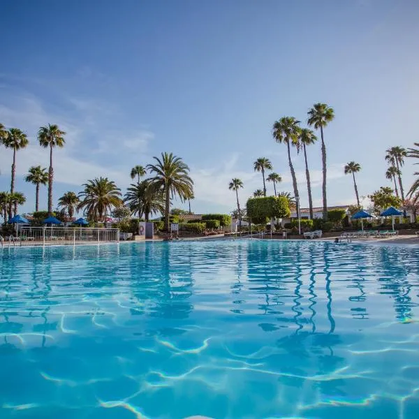Bungalow Vegas Golf - by Gestión Vacacional Canarias, хотел в Маспаломас