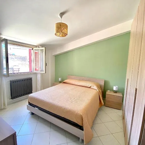 Casetta in piazza, hôtel à Palazzo Adriano