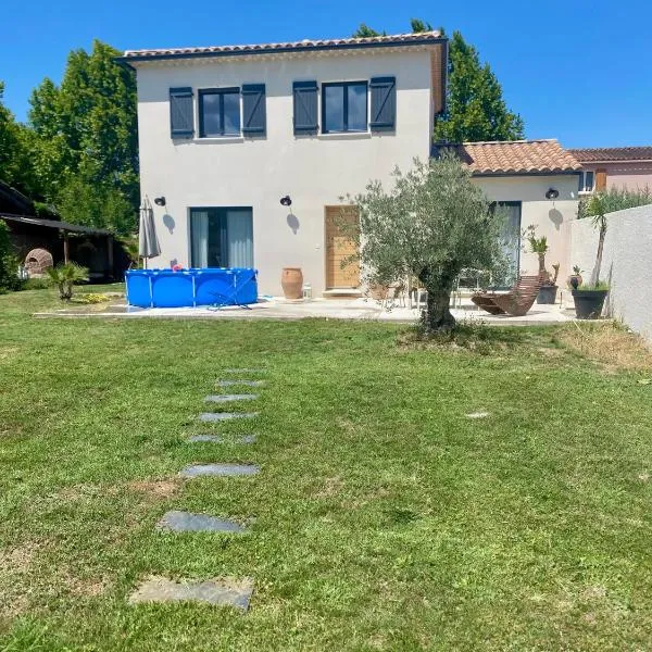 La Petite Bastide en Provence, hotel em Noves
