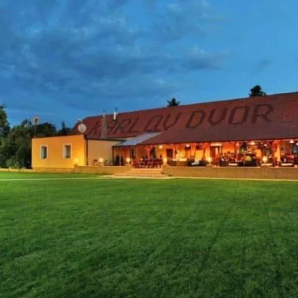 Apartmány Karlov Dvor, hotel in Trnava