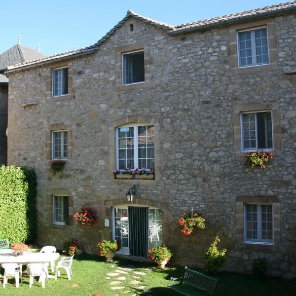 Chambres D’hôtes Lou Jassou, hotel in Sainte-Eulalie-de-Cernon