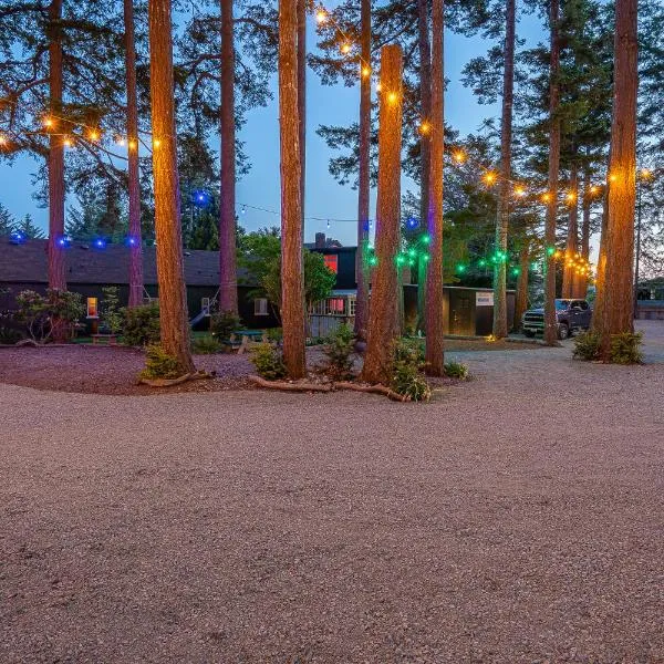 b side motel, hotel in Bandon