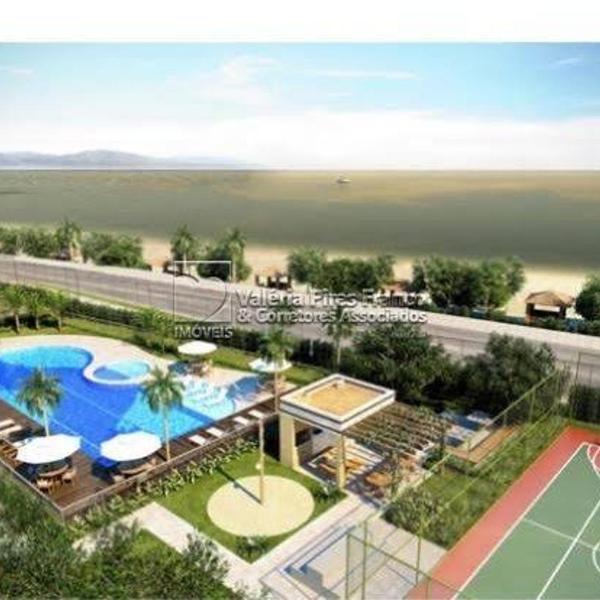 Apartamento em frente à Praia