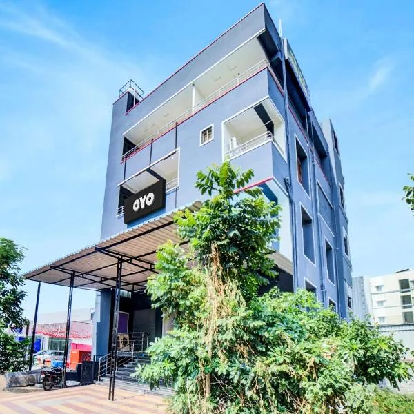 Hotel O Ragas, hotel in Warangal