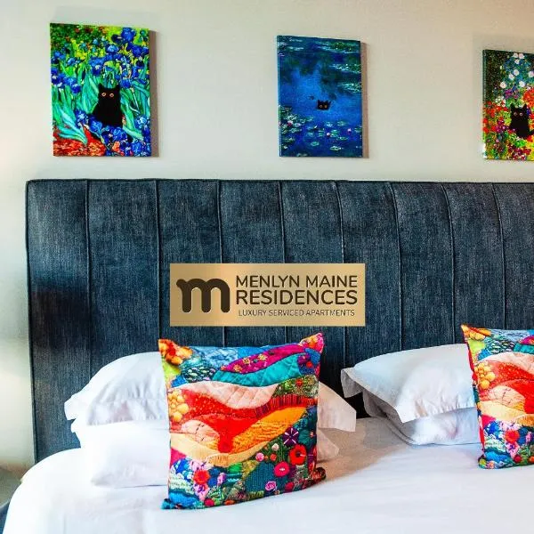 Menlyn Maine Residences - Paris king sized bed, hotel in Pretoria