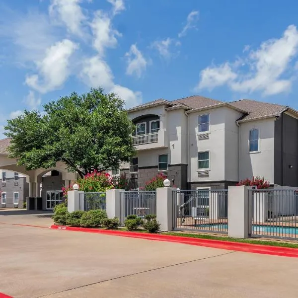 Super 8 by Wyndham Fort Worth Stockyards, hotel in Fort Worth