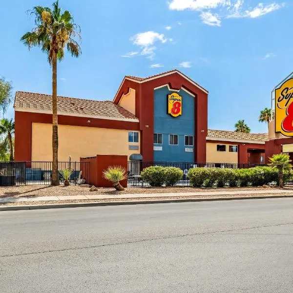 Super 8 by Wyndham Marana/Tucson Area, hotel v destinaci Tucson