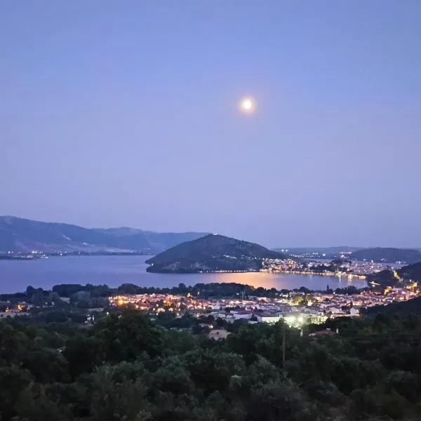 Guesthouse Vissinokipos - Biker Friendly - Motorradhotel, ξενοδοχείο στην Καστοριά