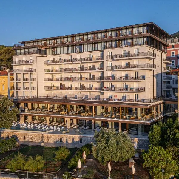 Amadria Park Grand Hotel 4 Opatijska Cvijeta, hotel v destinácii Opatija