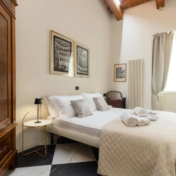 TEATRUM LOFT Teatro Galli -Jacuzzi in camera, hotel in Rimini