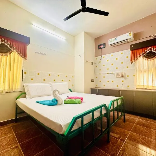 Divine Homestay by EDAC, hotel in Chidambaram