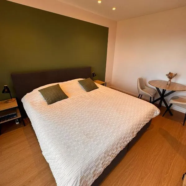 Chambre privée avec salle de bain - accès entièrement privé, hotel v destinaci Malmedy