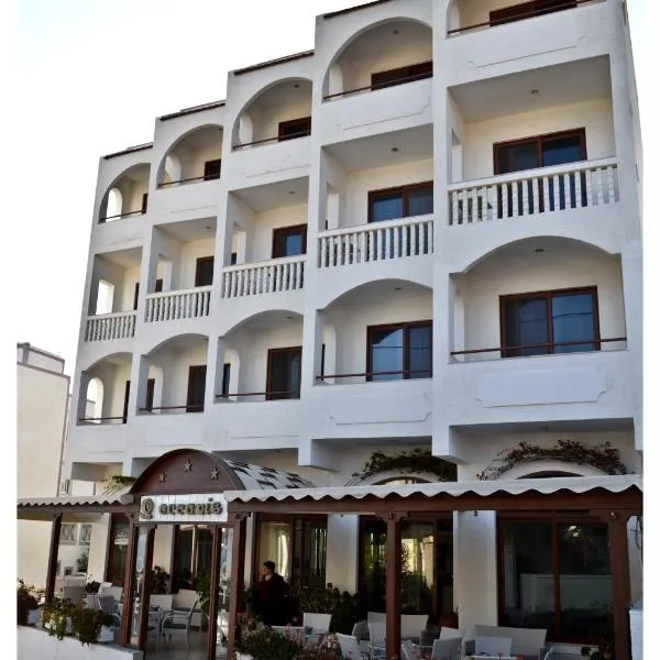 Oceanis Hotel, hotel en Kárpatos