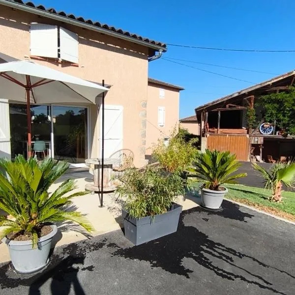 La Grange Fleurie, hotel em Caumont