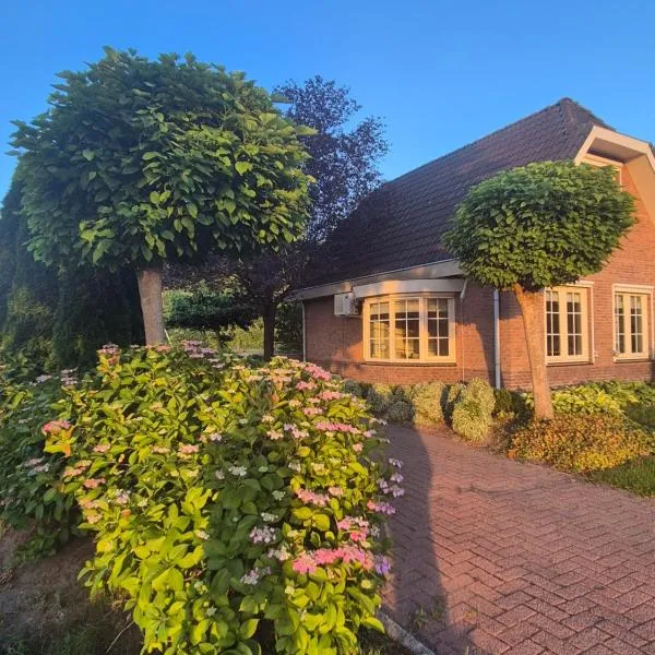 Luxe vakantiehuis op de Veluwe met tuin in Barneveld, hotel en Barneveld