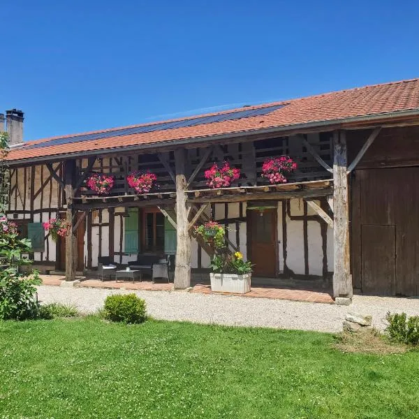 La Varnière - B&B with communal kitchen, hotel in Montier-en-Der