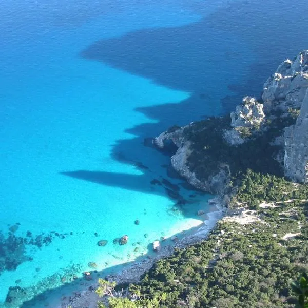 B&B Issicoro, viešbutis mieste Baunei