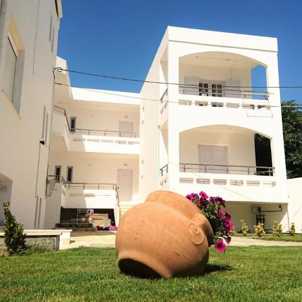Crown Apartments, hotel in Kalyves
