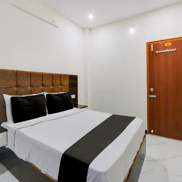Hotel O Arjun Residency, ξενοδοχείο σε Khammam