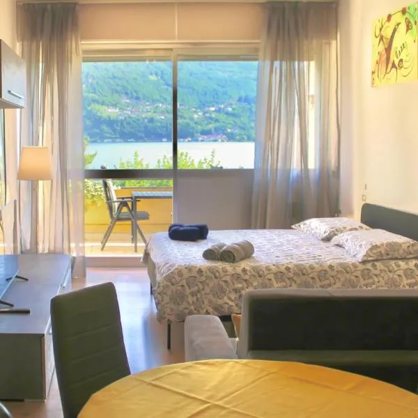 LakeStudio with Private Beach, khách sạn ở Cima