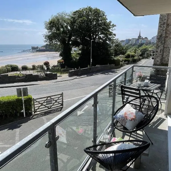 Lifeboat Lookout, hotel in Tenby