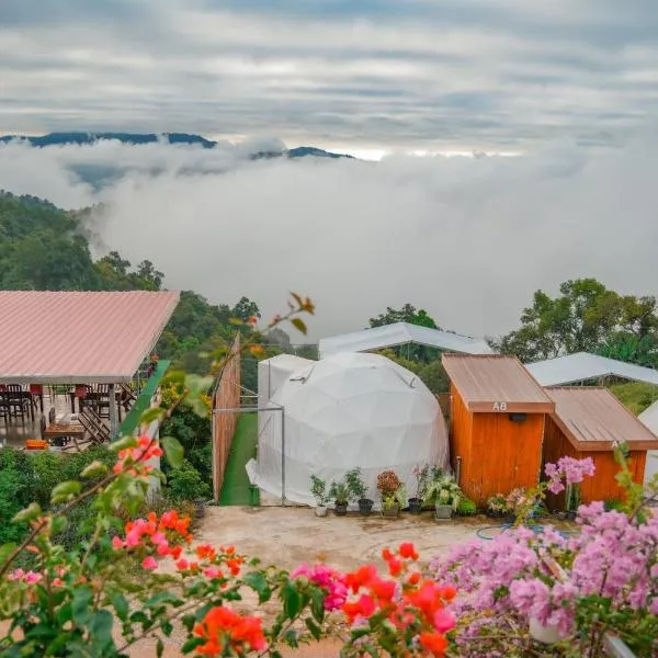 อาฉ่างแคมป์ Achang Camp, hotel in Mon Jam