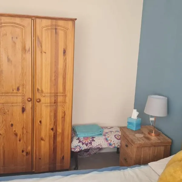 Room Only Booking, hotel in Bedford