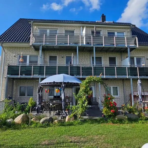Lucys Haus 2 "am Peeneblick", hotel u gradu 'Peenemünde'
