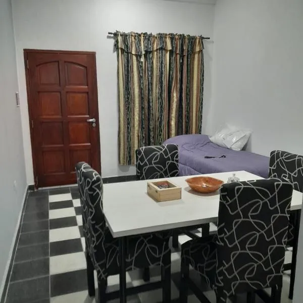 Alojamiento el tata, hotel in Paraná