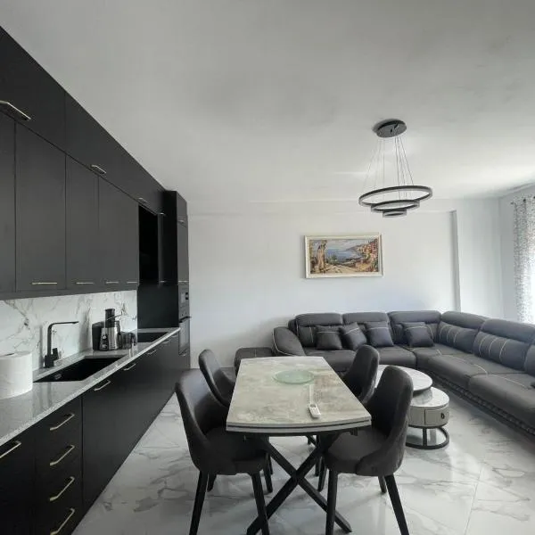Modern Apartment in Fier, Albania, Hotel in Fier