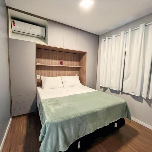Apto • Quarto Climatizado | Região Central - Foto 2